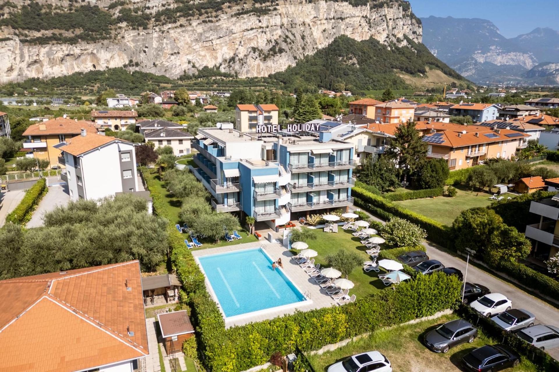 Hotel Holiday Sport & Relax Torbole Sul Garda Exterior foto